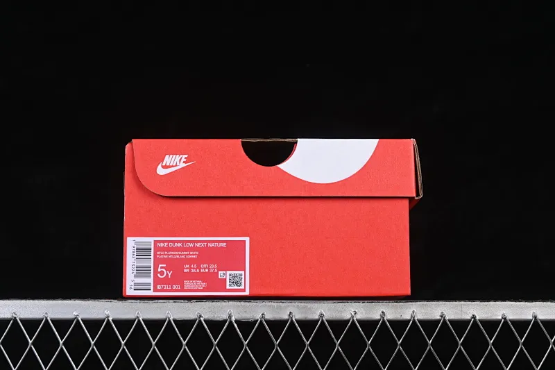 All categories Nk SB Dunk series Nk SB Dunk Low low-top sneakers Nike SB Dunk Low silver low-top casual sneakers IB7311-001